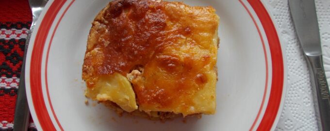 Картофельная запеканка со свиным фаршем