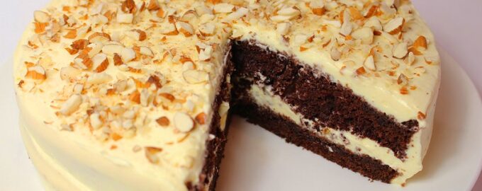 Торт в микроволновке за 10 минут. Самый вкусный и бюджетный рецепт