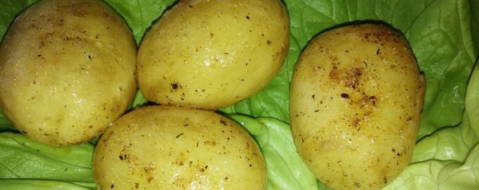 Жареная целиком картошка