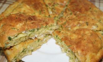 Заливной пирог с курицей и зелёным луком