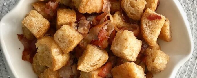 Сухарики с беконом