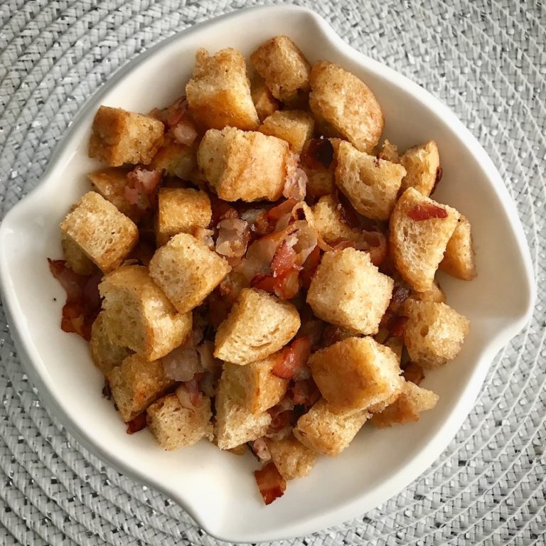 Сухарики с беконом вкусный рецепт с фото пошагово и видео - TvCook.ru