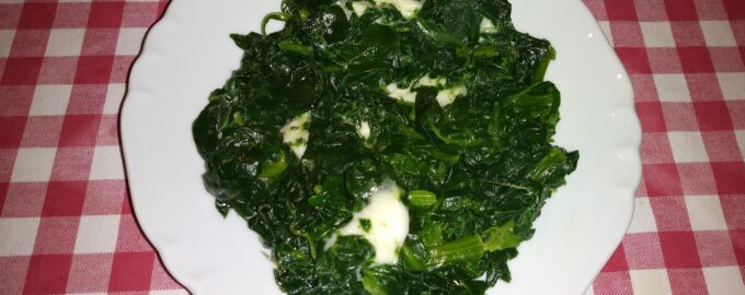 Шпинат с сыром