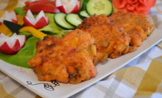 Куриные оладьи с болгарским перцем