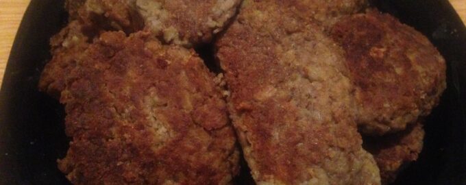 Котлеты без мяса из шпротного паштета