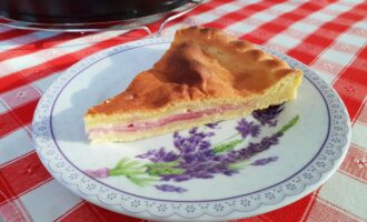 Картофельный пирог с ветчиной и сыром
