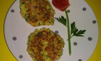 Кабачковые оладьи с ветчиной