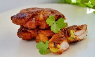 Рубленые куриные котлеты с кабачком