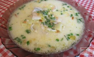 Суп с плавленым сыром и курицей