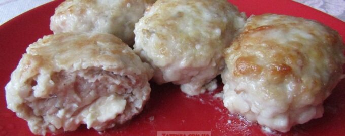 Куриные котлеты с сыром
