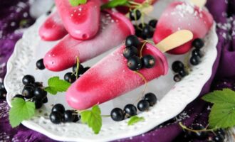 Смородиновое мороженое с кокосовым молоком