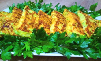Кабачковые пирожки с мясом