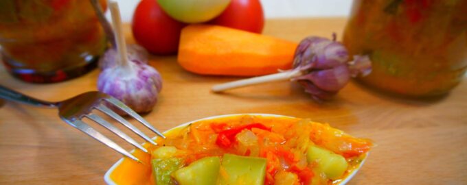Очень вкусный салат из кабачков на зиму!