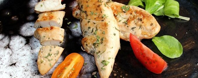 Куриное филе в йогурте