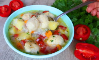 Суп с фрикадельками и рисом