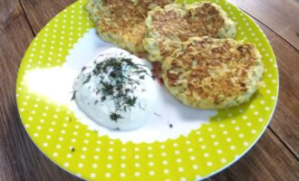 Кабачковые оладьи с зеленью
