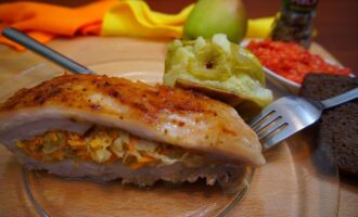 Вкуснейший мясной рулет с квашеной капустой!