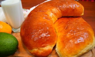 Вкуснейший грушевый пирог на кефире!