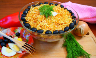 Вкуснейший праздничный мясной салат!
