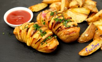Два рецепта вкуснейшего картофеля в духовке