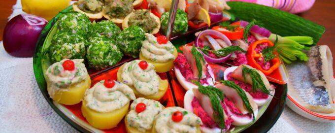 Вкусная закуска с селедкой на праздник!