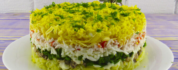 Картофельный салат с сардиной и крабовыми палочками Аристократ
