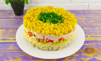 Салат без майонеза Магнолия с крабовыми палочками и курицей