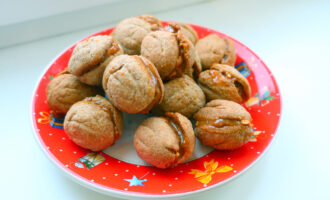 Орешки со сгущенкой без орешницы