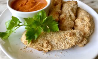 Куриные наггетсы в духовке с сыром