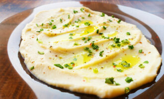 Пюре из цветной капусты с мускатным орехом