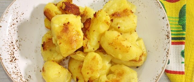 Самая вкусная сливочная картошка с хрустящей корочкой в духовке