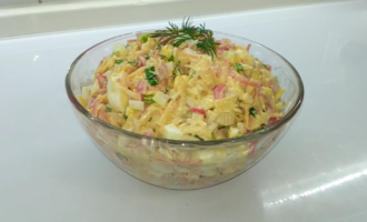 Салат из крабовых палочек с корейской морковью