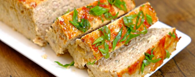 Сочный рулет из куриного фарша. Простой и вкусный рецепт