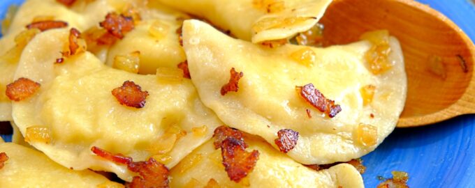 Вареники с картошкой и луком