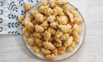 Творожные рогалики на растительном масле