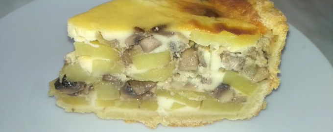 Пирог с картошкой и грибами