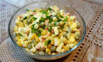 Очень вкусный салат из крабовых палочек