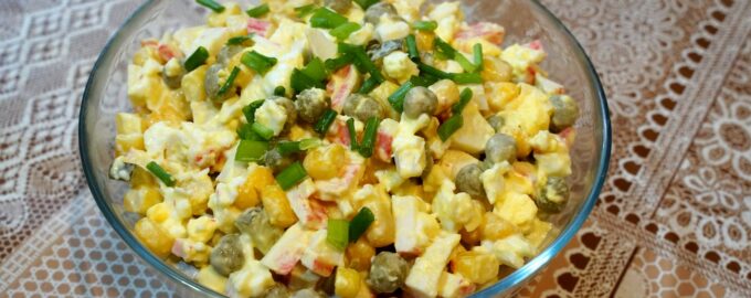 Очень вкусный салат из крабовых палочек