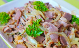 Маринованные куриные желудки в остром маринаде