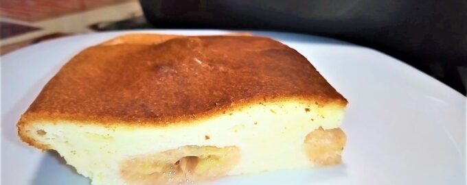 Творожная запеканка с бананами и без манки