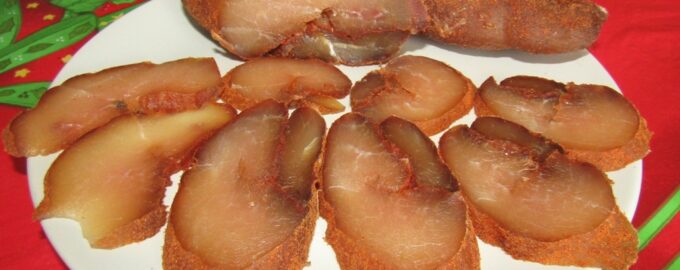 Вяленая куриная грудка с паприкой