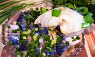 Как вкусно засолить скумбрию или селедку дома