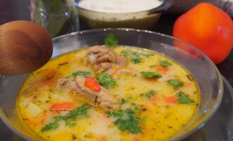 Сырный суп с курицей и болгарским перцем
