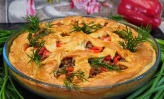 Праздничный мясной пирог