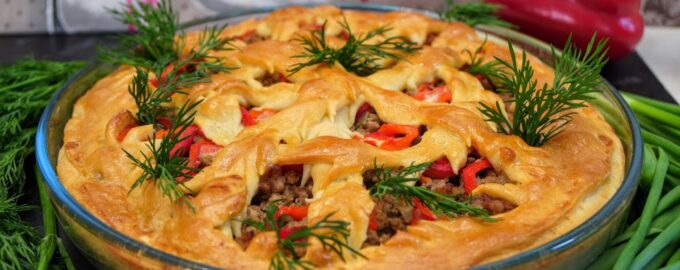 Праздничный мясной пирог