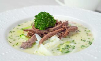 Мясная окрошка на тане