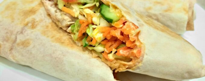 Сочная и вкусная шаурма с курицей