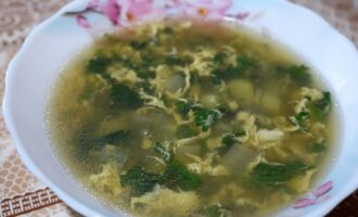 Суп из крапивы с яйцом