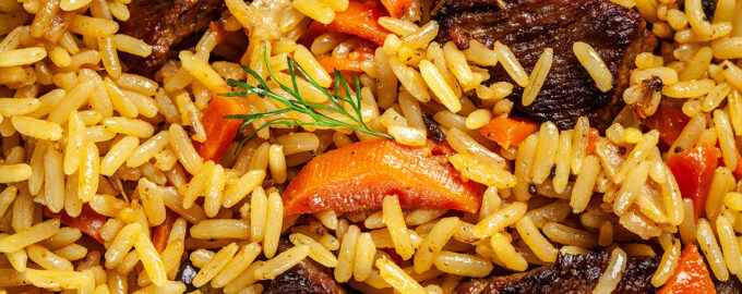 Рассыпчатый плов со свининой