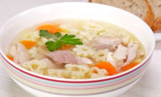 Куриный суп с макаронами